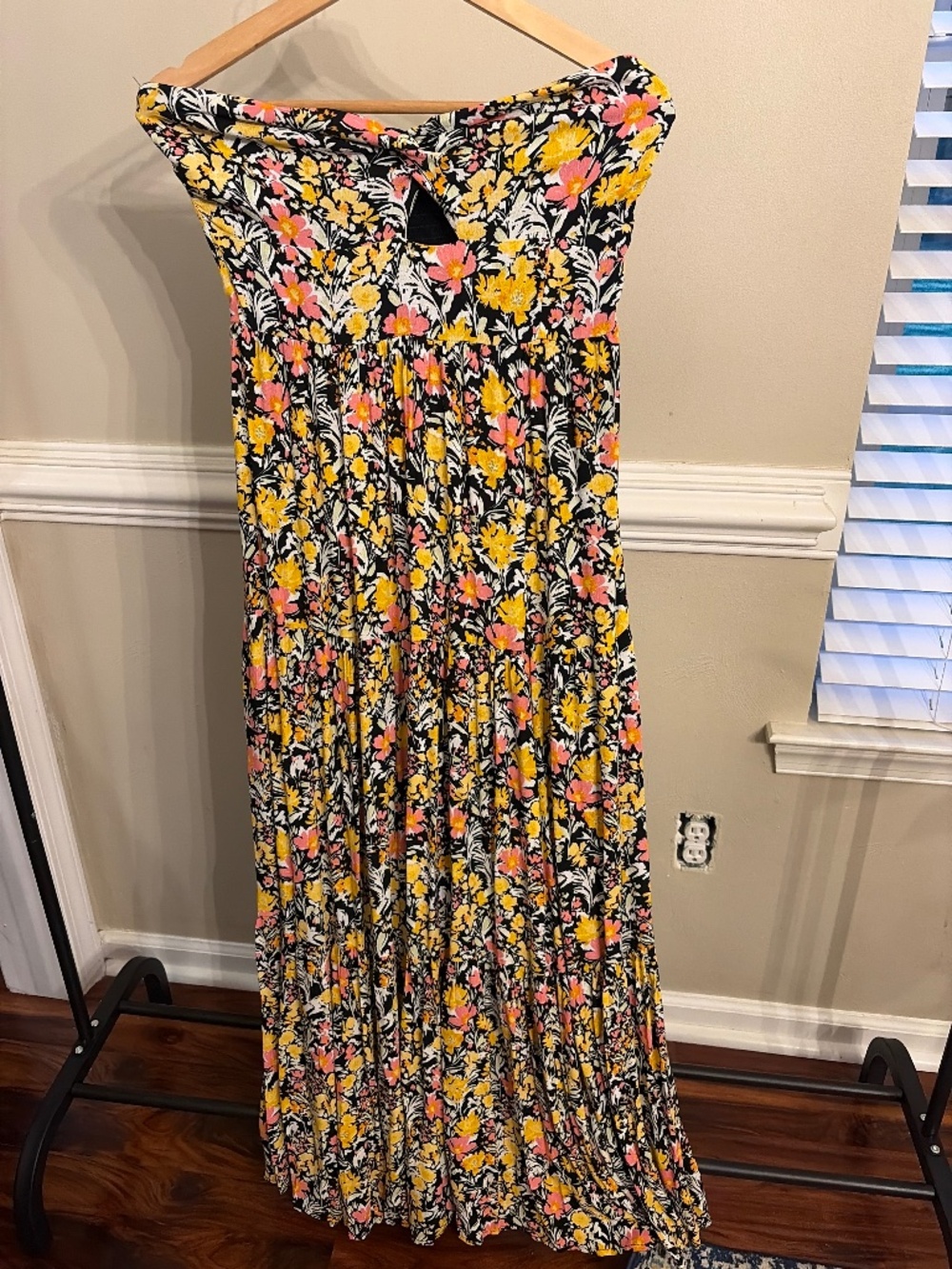 NWT Floral strapless maxi dress